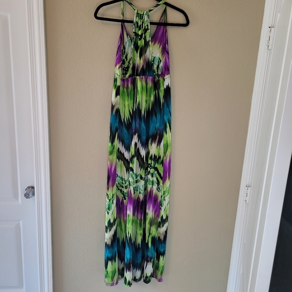 Rue 21 purple and green maxi dress. Razor back straps. Size medium. - Picture 5 of 10